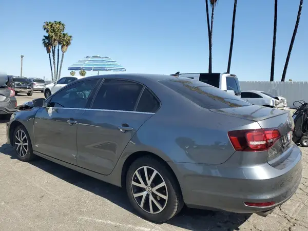 3VWDB7AJ2HM288346 2017 VOLKSWAGEN JETTA - Image 2