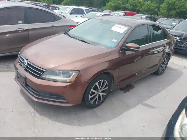 3VWDB7AJ2HM289724 2017 VOLKSWAGEN JETTA - Image 2