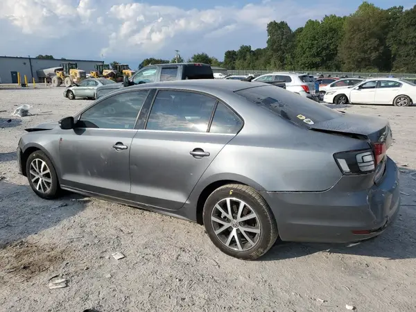 3VWDB7AJ2HM304562 2017 VOLKSWAGEN JETTA - Image 2