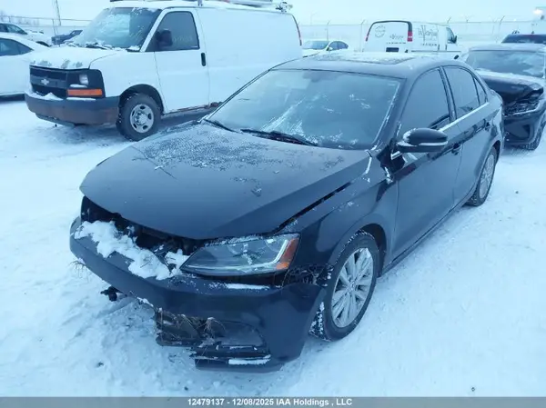 3VWDB7AJ2HM307025 2017 VOLKSWAGEN JETTA - Image 2