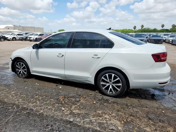 3VWDB7AJ2HM310975 2017 VOLKSWAGEN JETTA - Image 2
