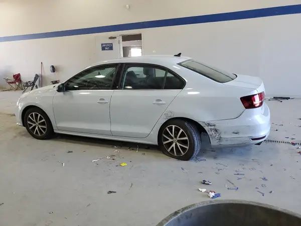 3VWDB7AJ2HM312421 2017 VOLKSWAGEN JETTA - Image 2