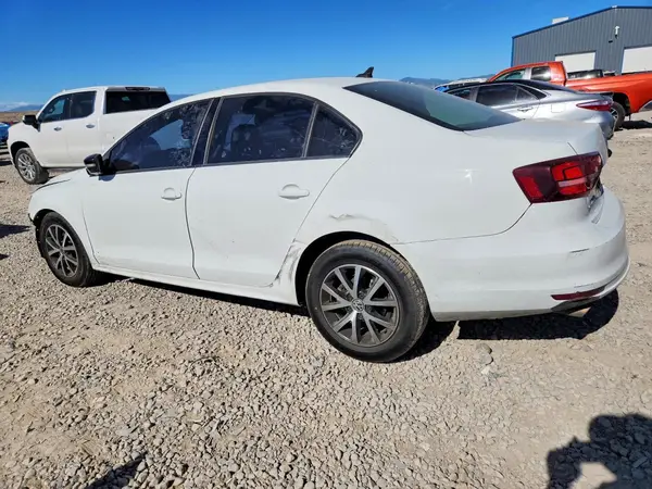 3VWDB7AJ2HM314685 2017 VOLKSWAGEN JETTA - Image 2