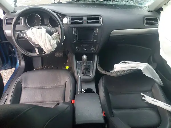 3VWDB7AJ2HM317571 2017 VOLKSWAGEN JETTA - Image 8