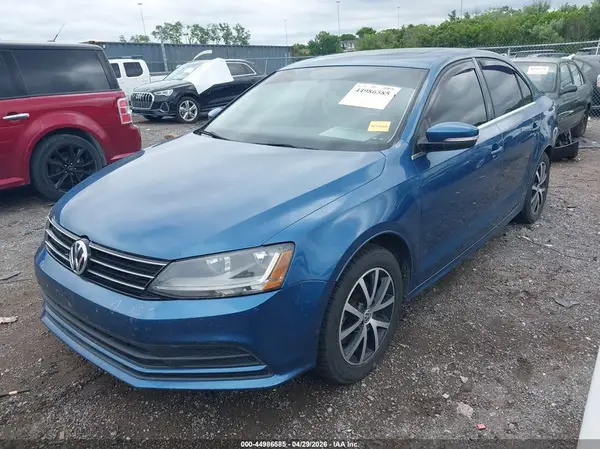 3VWDB7AJ2HM317702 2017 VOLKSWAGEN JETTA - Image 2