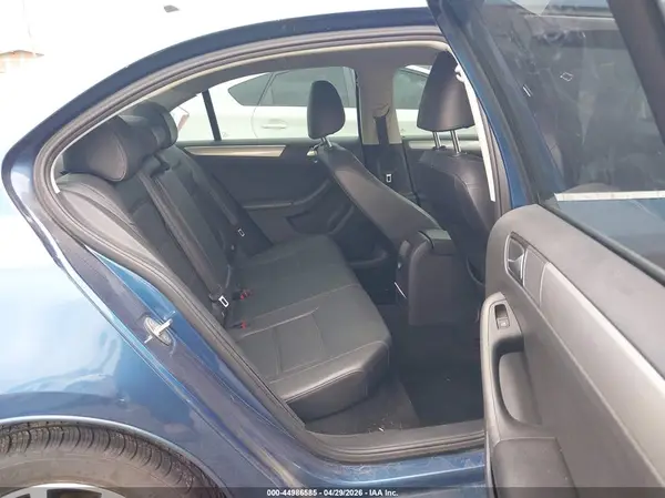 3VWDB7AJ2HM317702 2017 VOLKSWAGEN JETTA - Image 8
