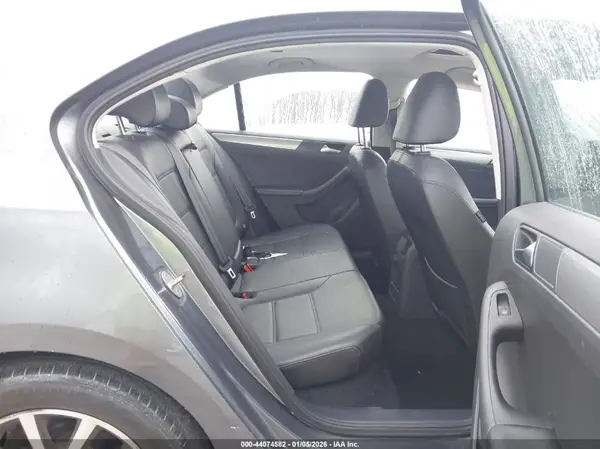 3VWDB7AJ2HM331292 2017 VOLKSWAGEN JETTA - Image 8