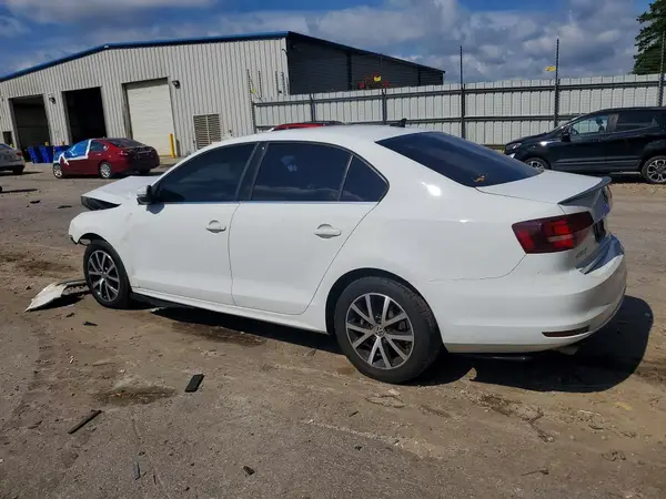 3VWDB7AJ2HM350439 2017 VOLKSWAGEN JETTA - Image 2
