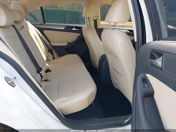 3VWDB7AJ2HM351218 2017 VOLKSWAGEN JETTA - Image 8