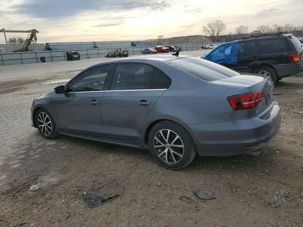 3VWDB7AJ2HM353065 2017 VOLKSWAGEN JETTA - Image 2