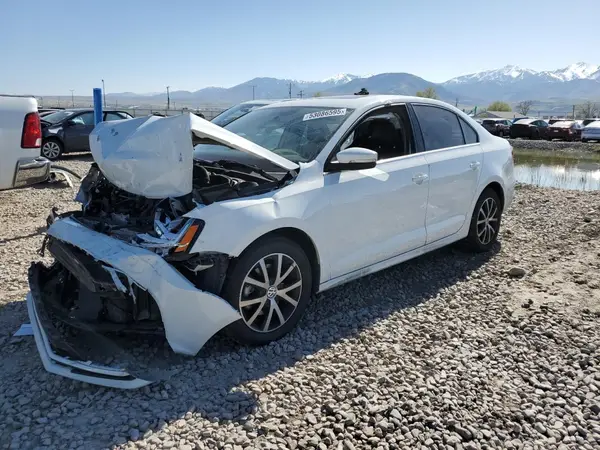 3VWDB7AJ2HM357830 2017 VOLKSWAGEN JETTA - Image 1