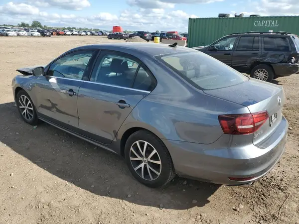 3VWDB7AJ2HM358816 2017 VOLKSWAGEN JETTA - Image 2