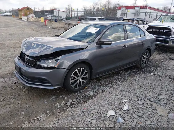 3VWDB7AJ2HM372442 2017 VOLKSWAGEN JETTA - Image 2
