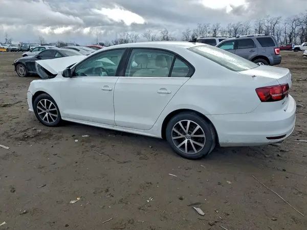 3VWDB7AJ2HM373901 2017 VOLKSWAGEN JETTA - Image 2