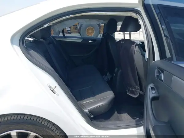 3VWDB7AJ2HM377446 2017 VOLKSWAGEN JETTA - Image 8