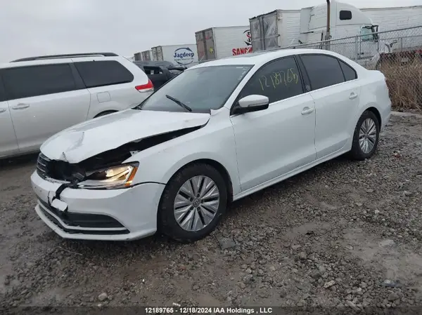 3VWDB7AJ2HM390164 2017 VOLKSWAGEN JETTA - Image 2