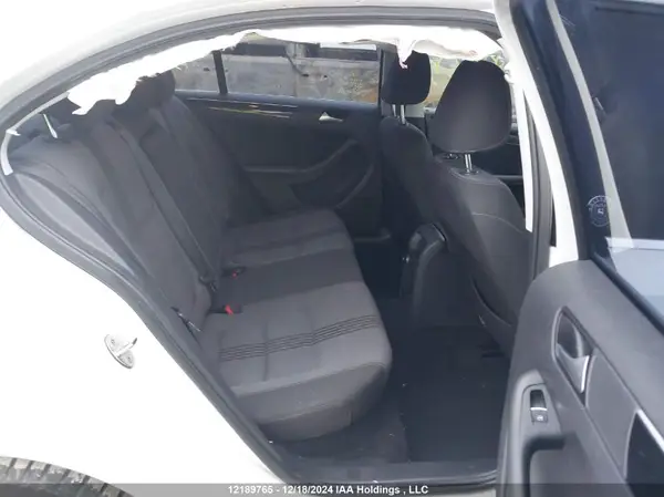 3VWDB7AJ2HM390164 2017 VOLKSWAGEN JETTA - Image 8
