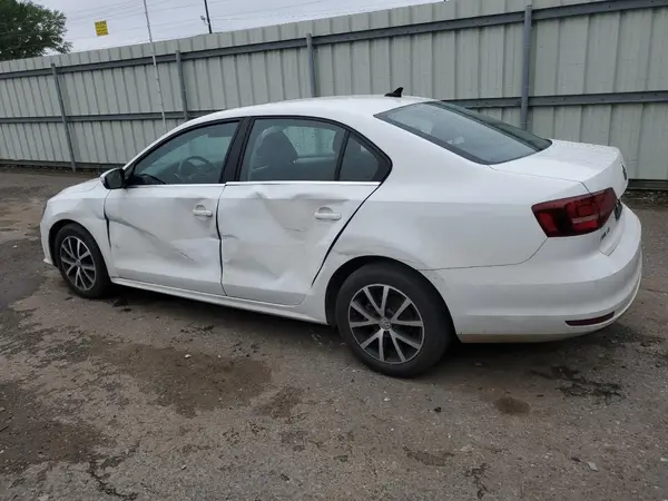 3VWDB7AJ2HM404239 2017 VOLKSWAGEN JETTA - Image 2