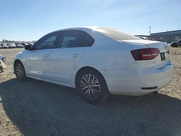 3VWDB7AJ2JM207741 2018 VOLKSWAGEN JETTA - Image 2