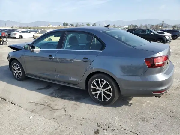 3VWDB7AJ2JM214625 2018 VOLKSWAGEN JETTA - Image 2