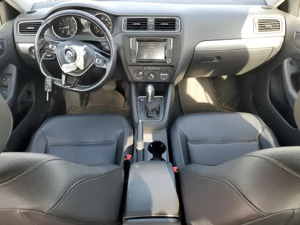 3VWDB7AJ2JM214625 2018 VOLKSWAGEN JETTA - Image 8