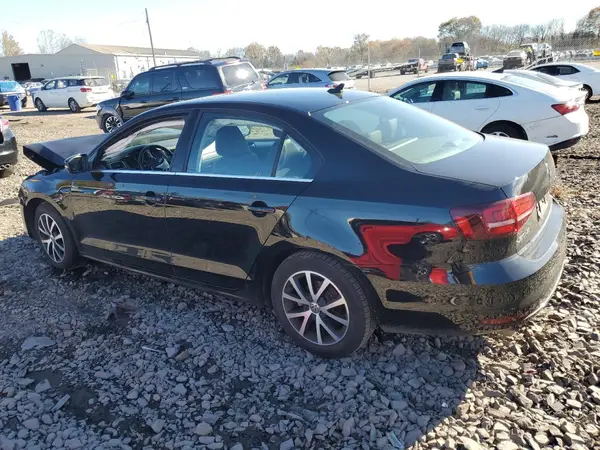 3VWDB7AJ2JM219680 2018 VOLKSWAGEN JETTA - Image 2