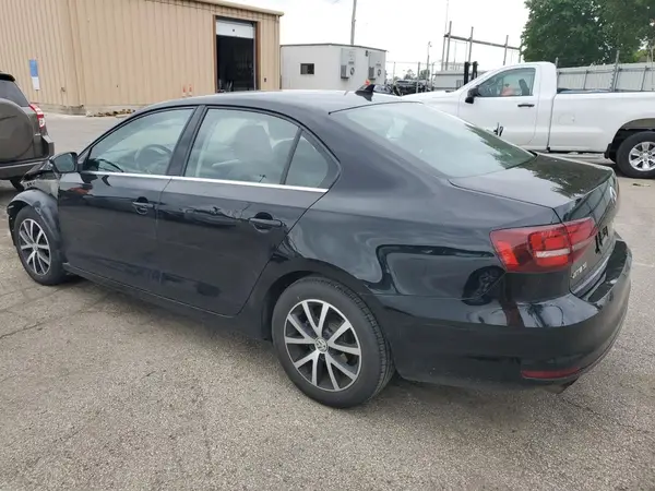 3VWDB7AJ2JM225480 2018 VOLKSWAGEN JETTA - Image 2