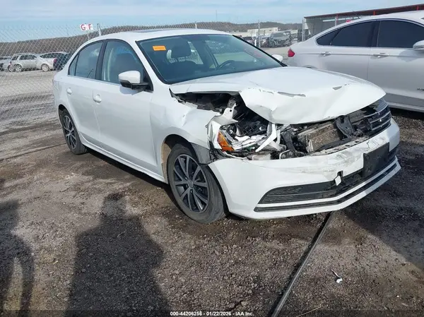 3VWDB7AJ2JM234471 2018 VOLKSWAGEN JETTA - Image 1