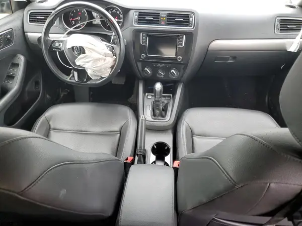 3VWDB7AJ2JM251304 2018 VOLKSWAGEN JETTA - Image 8