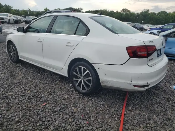 3VWDB7AJ2JM254610 2018 VOLKSWAGEN JETTA - Image 2