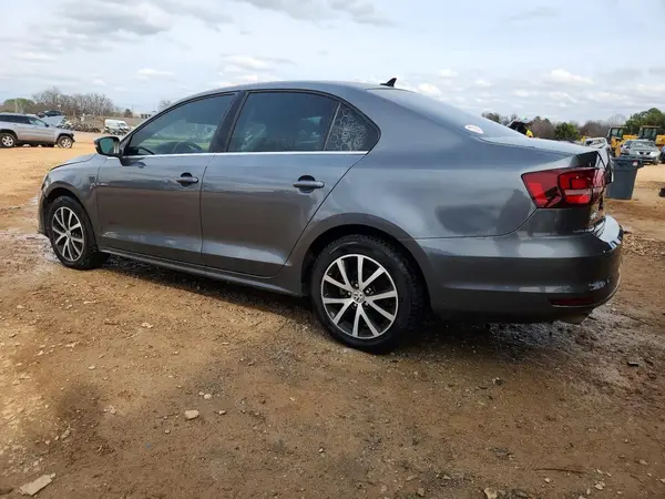 3VWDB7AJ2JM256129 2018 VOLKSWAGEN JETTA - Image 2