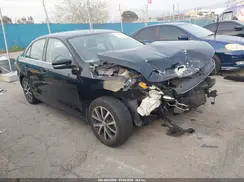 3VWDB7AJ2JM258883 2018 VOLKSWAGEN JETTA
