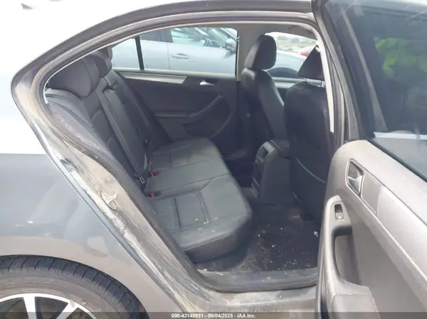 3VWDB7AJ3HM216040 2017 VOLKSWAGEN JETTA - Image 8