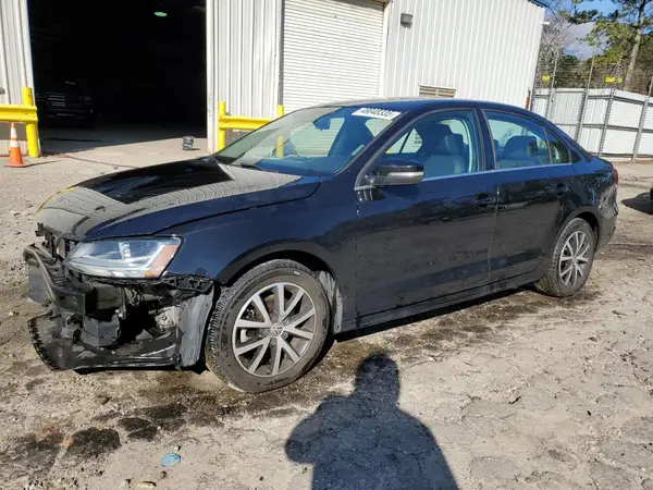 3VWDB7AJ3HM228009 2017 VOLKSWAGEN JETTA - Image 1