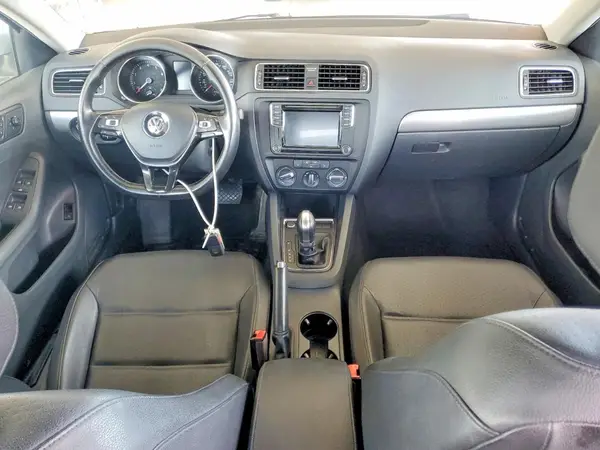3VWDB7AJ3HM232240 2017 VOLKSWAGEN JETTA - Image 8