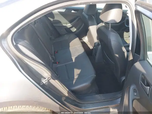 3VWDB7AJ3HM234828 2017 VOLKSWAGEN JETTA - Image 8