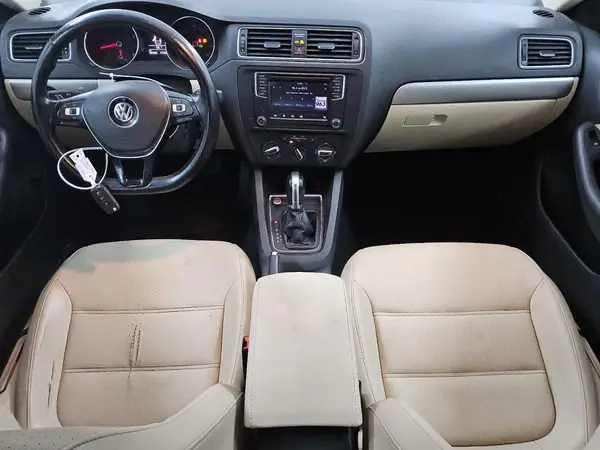 3VWDB7AJ3HM240743 2017 VOLKSWAGEN JETTA - Image 8