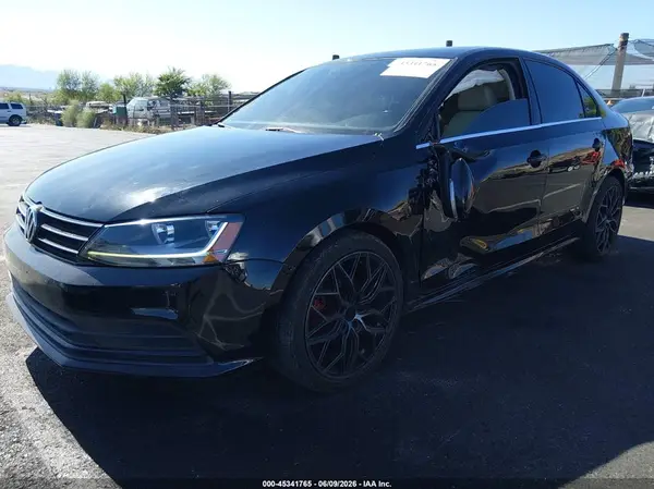 3VWDB7AJ3HM256392 2017 VOLKSWAGEN JETTA - Image 2