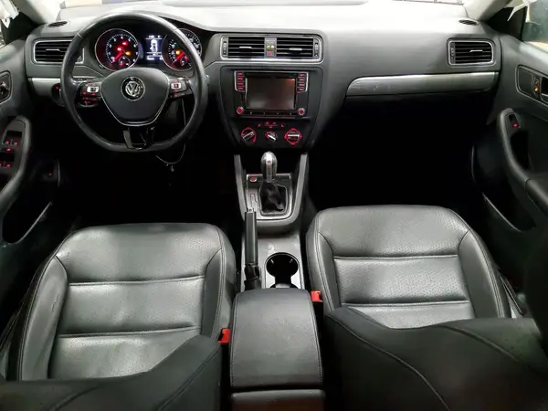 3VWDB7AJ3HM264637 2017 VOLKSWAGEN JETTA - Image 8