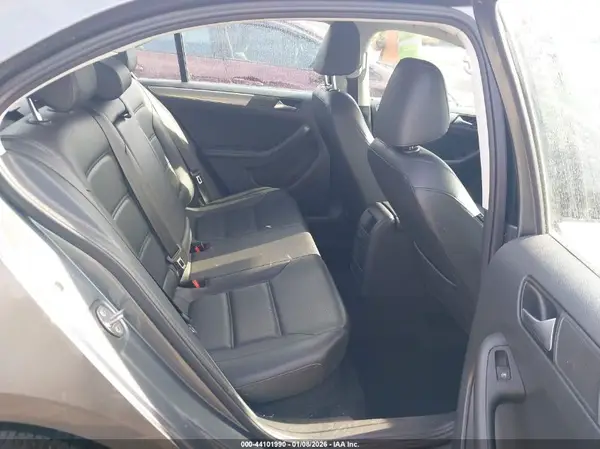 3VWDB7AJ3HM272477 2017 VOLKSWAGEN JETTA - Image 8