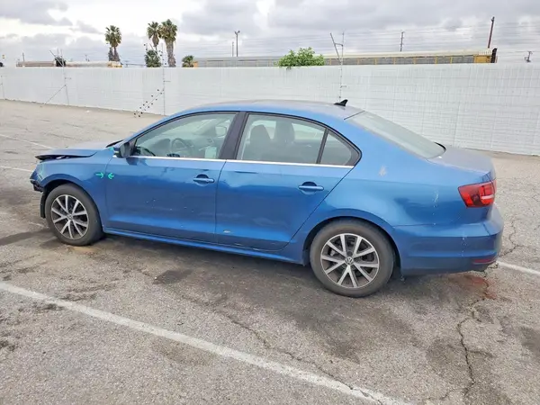3VWDB7AJ3HM280997 2017 VOLKSWAGEN JETTA - Image 2