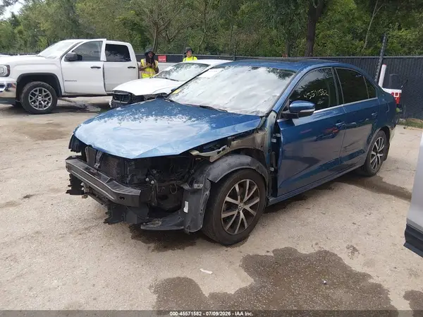 3VWDB7AJ3HM281194 2017 VOLKSWAGEN JETTA - Image 2