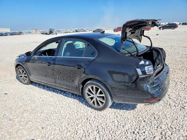 3VWDB7AJ3HM287450 2017 VOLKSWAGEN JETTA - Image 2