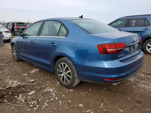 3VWDB7AJ3HM289487 2017 VOLKSWAGEN JETTA - Image 2