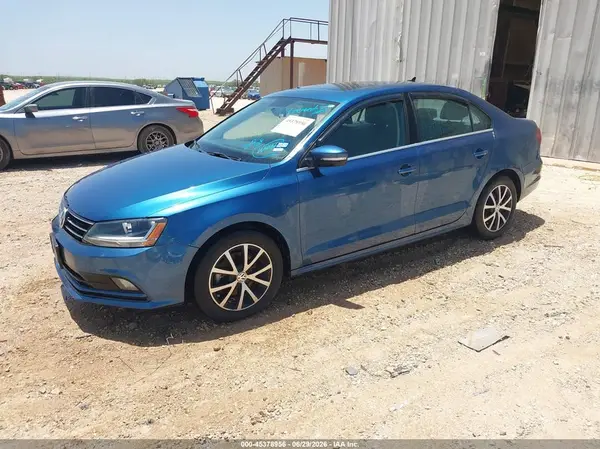 3VWDB7AJ3HM289585 2017 VOLKSWAGEN JETTA - Image 2