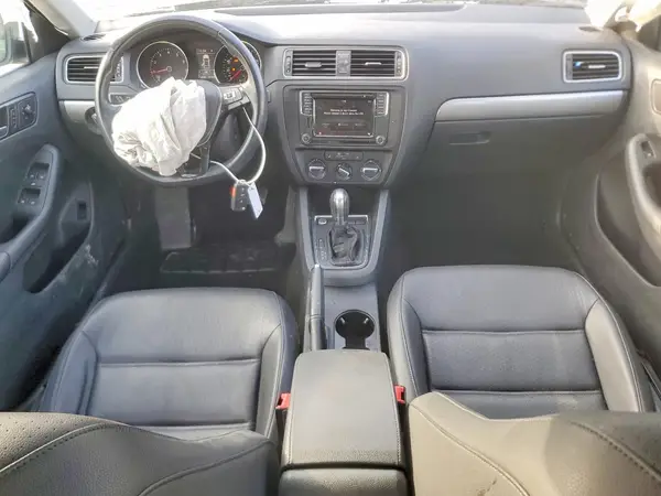3VWDB7AJ3HM293362 2017 VOLKSWAGEN JETTA - Image 8