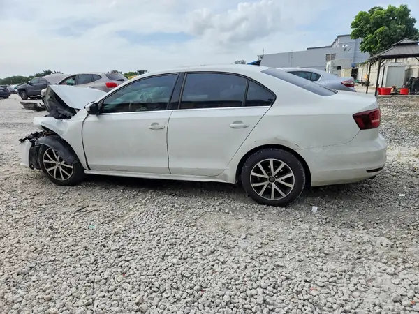 3VWDB7AJ3HM308426 2017 VOLKSWAGEN JETTA - Image 2