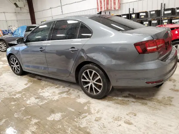3VWDB7AJ3HM326506 2017 VOLKSWAGEN JETTA - Image 2