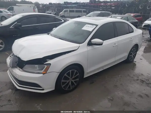 3VWDB7AJ3HM336291 2017 VOLKSWAGEN JETTA - Image 2