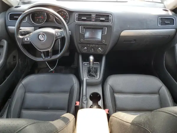 3VWDB7AJ3HM341877 2017 VOLKSWAGEN JETTA - Image 8
